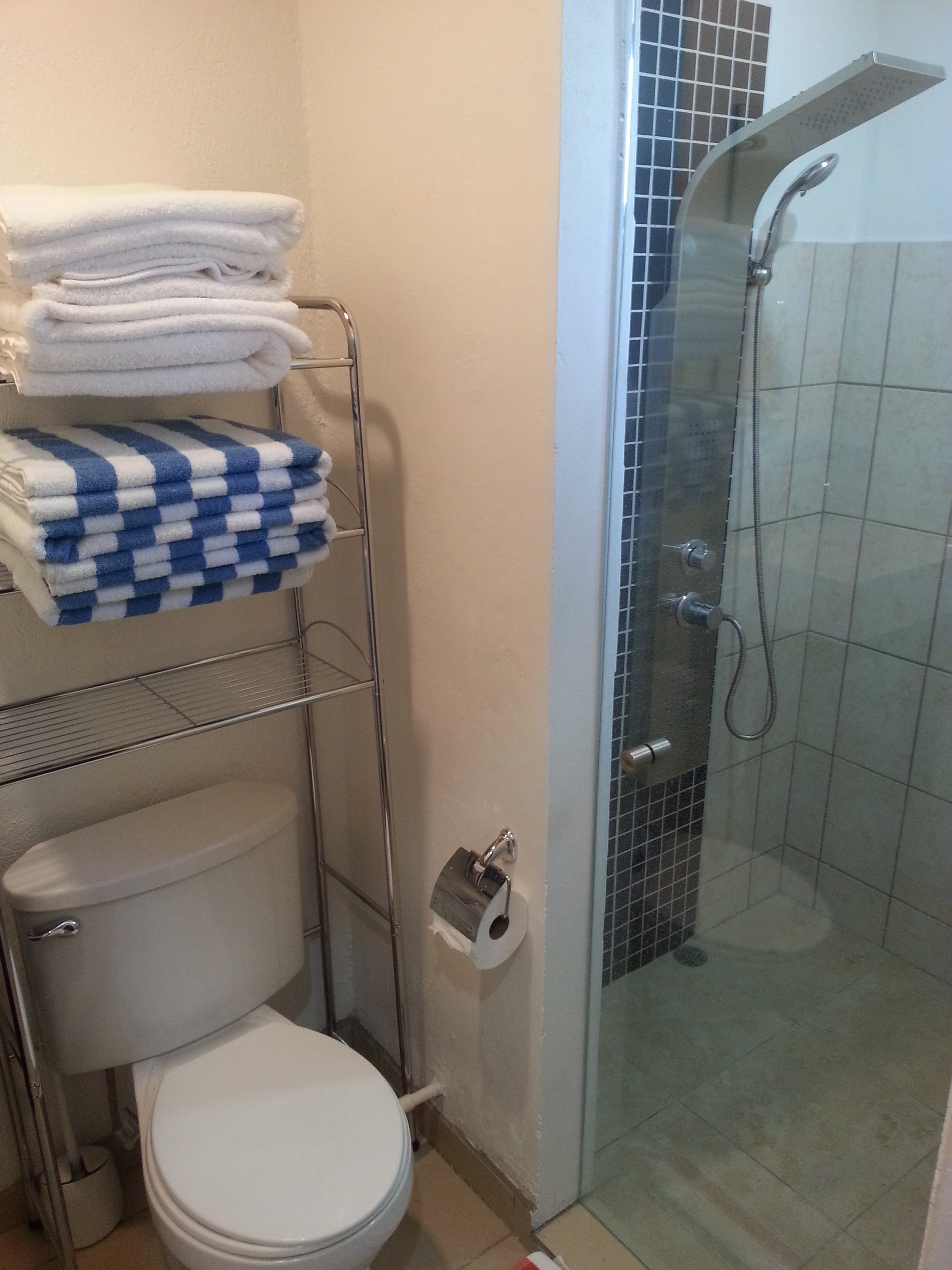Casablanca-Shower-e1489429872922