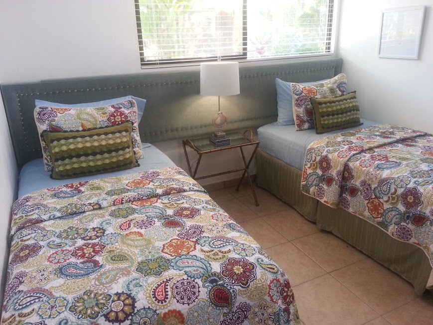 Faberge-twin-bedroom2